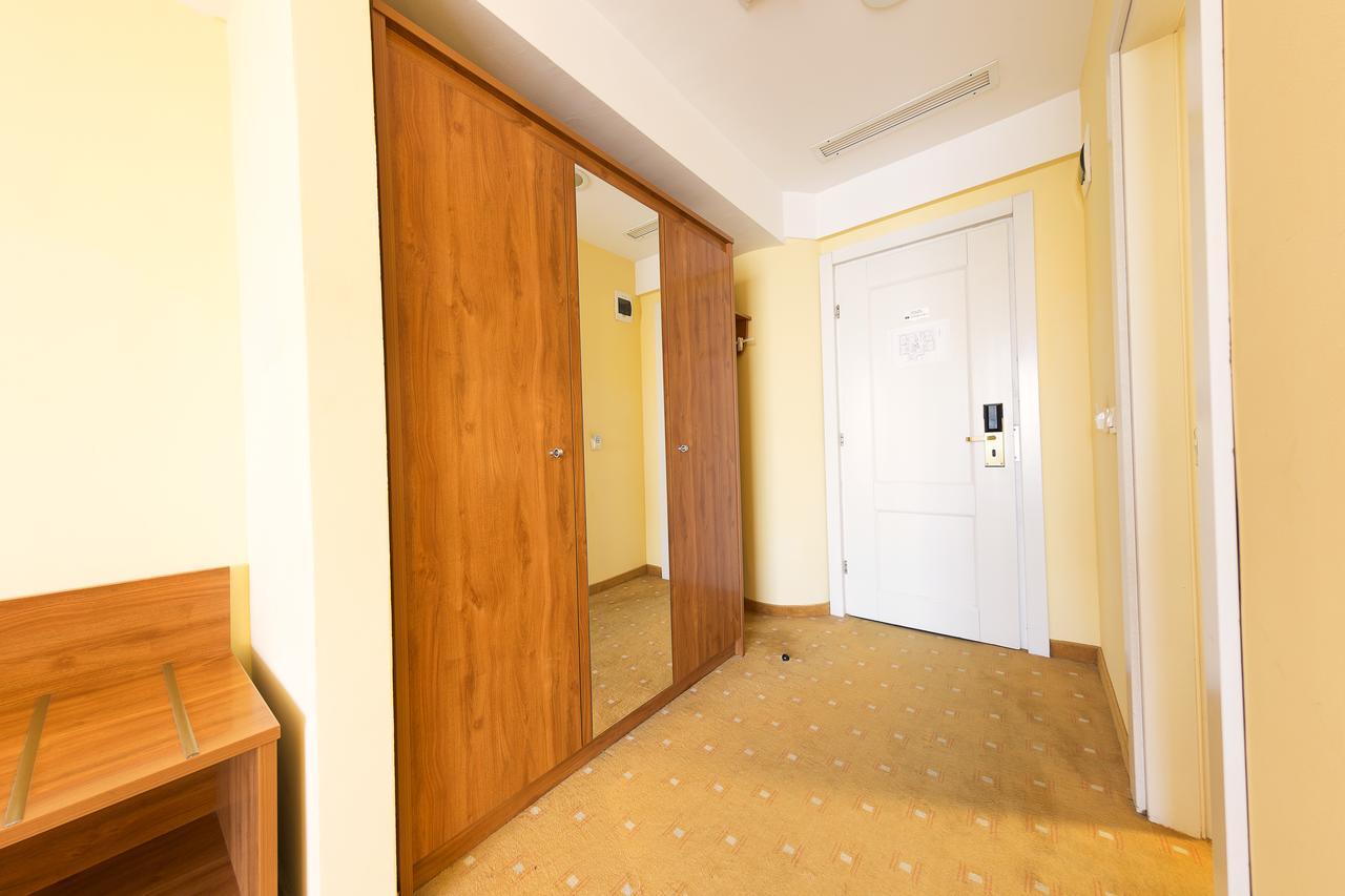 Hotel Parc 阿尔巴·尤利亚· 外观 照片
