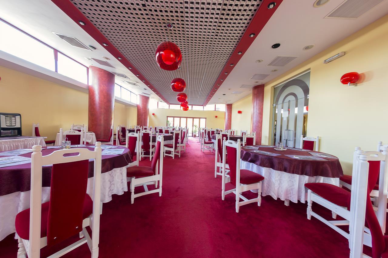 Hotel Parc 阿尔巴·尤利亚· 外观 照片